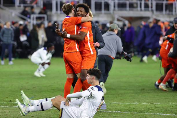 比以往更响 比以往更响